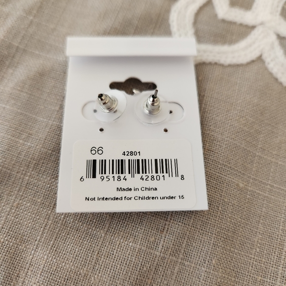 💥SALE💥Purely Sensitive,NWT, Gold & Silver Star Earrings - Picture 2 of 4